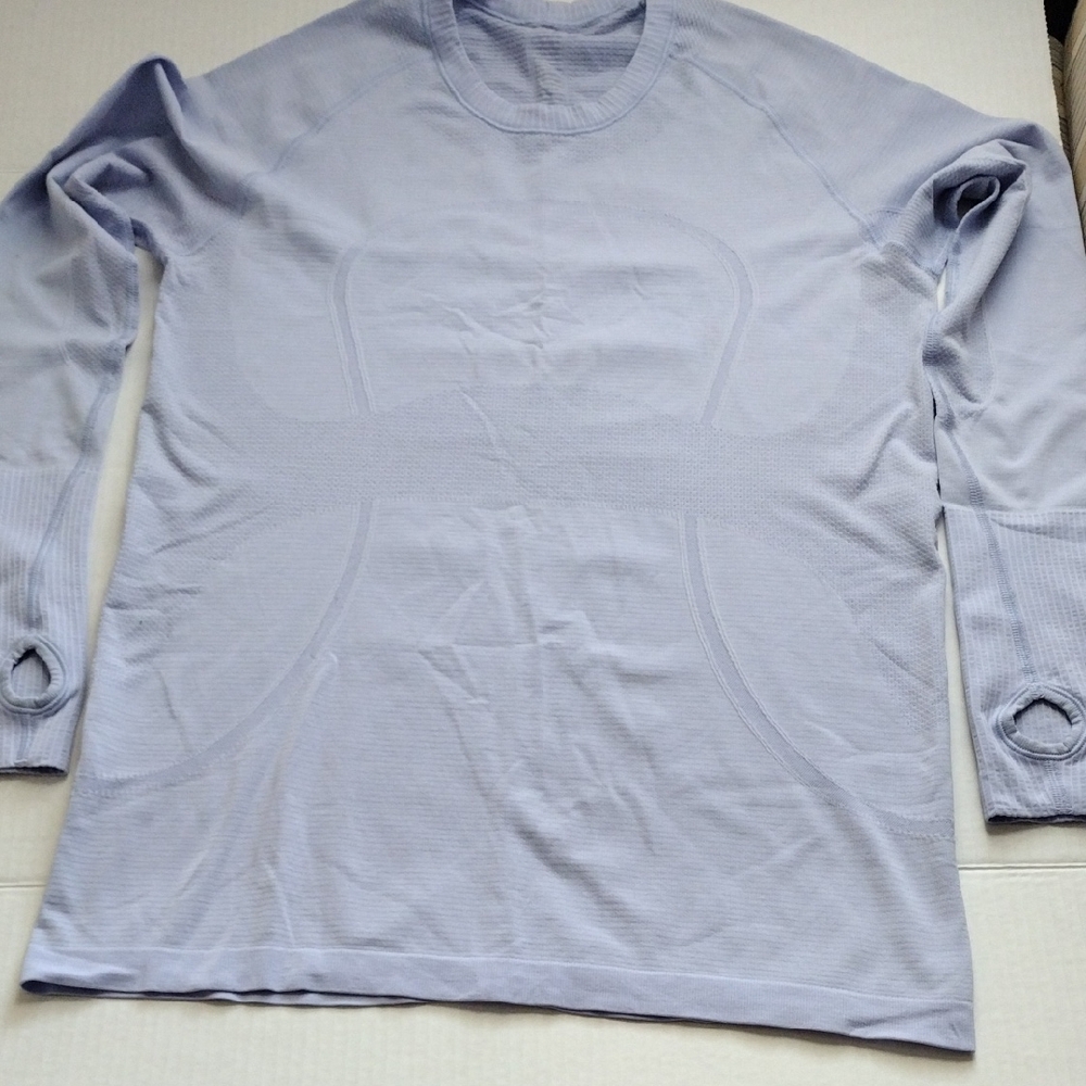 Lululemon Light Gray Long Sleeve Top